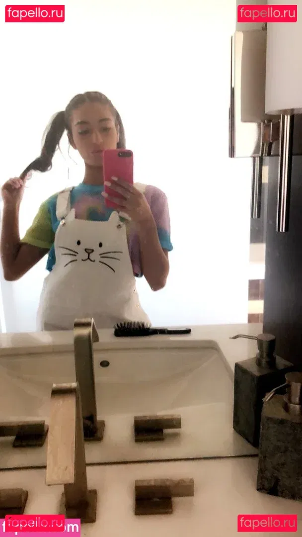 emilycc Onlyfans Photo Gallery 