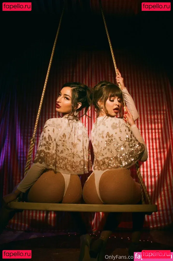 emilycc Onlyfans Photo Gallery 