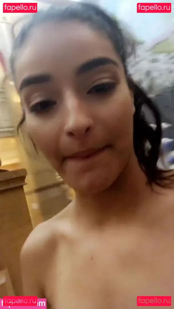 emilycc Onlyfans Photo Gallery 