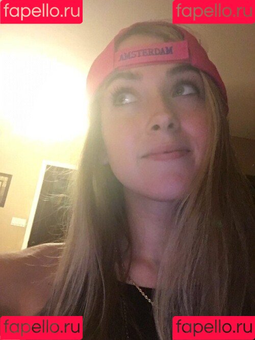 emilycc Onlyfans Photo Gallery 