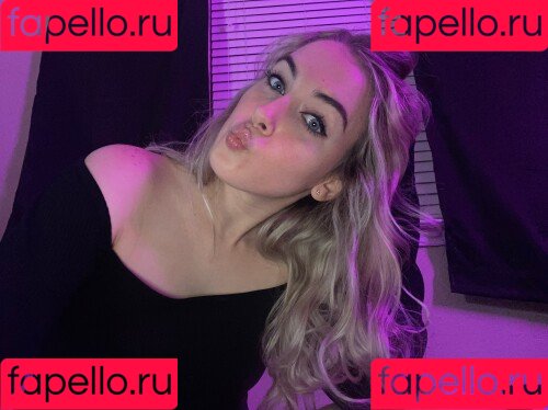 emilycc Onlyfans Photo Gallery 