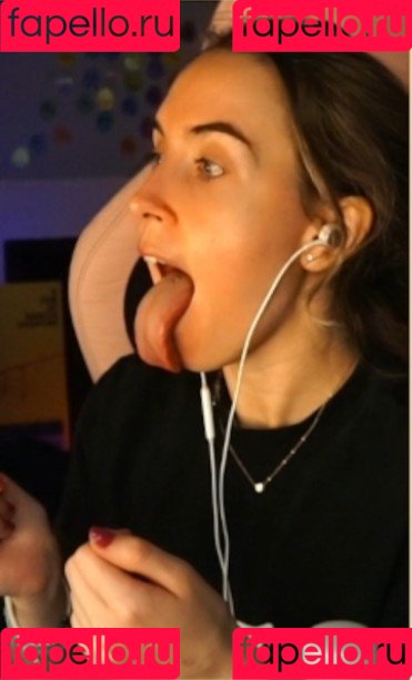 emilycc Onlyfans Photo Gallery 