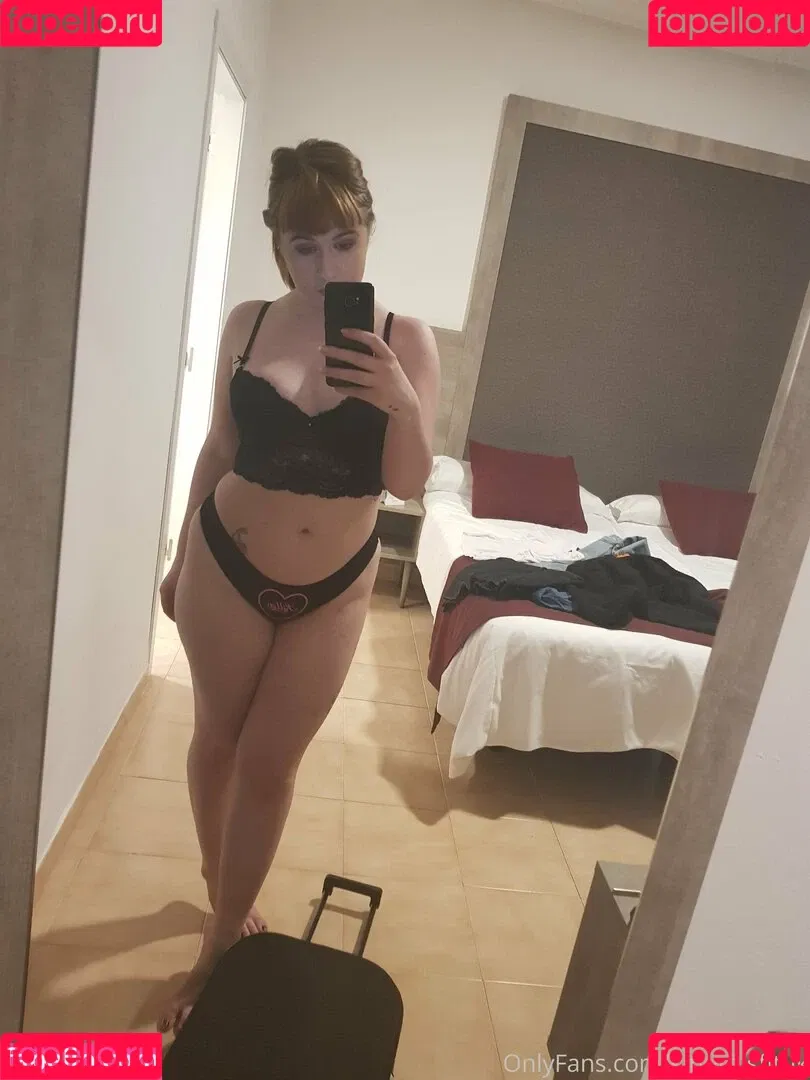 kittymisfituk Onlyfans Photo Gallery 