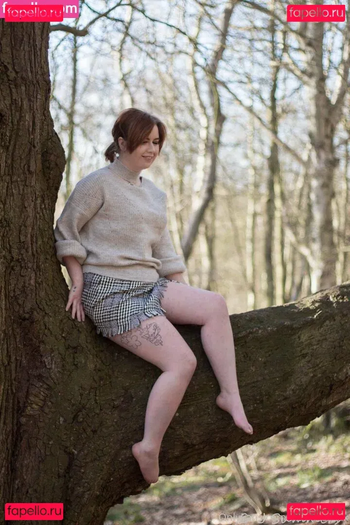 kittymisfituk Onlyfans Photo Gallery 