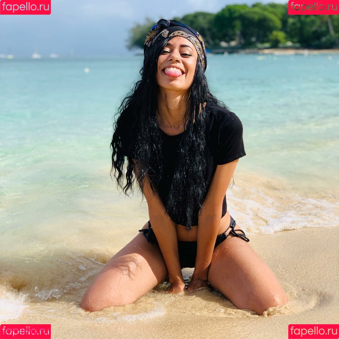 BlackKrystel Onlyfans Photo Gallery 