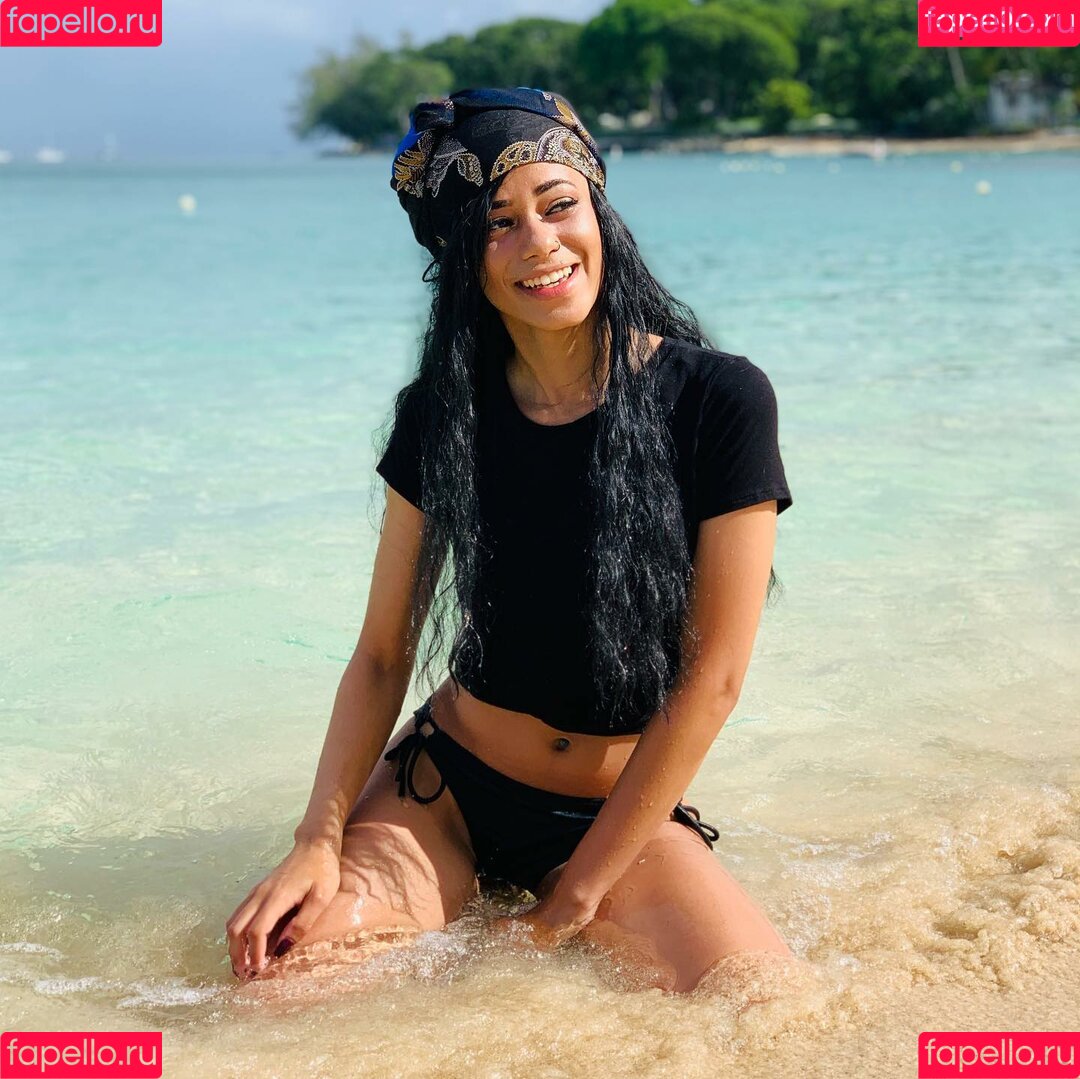 BlackKrystel Onlyfans Photo Gallery 