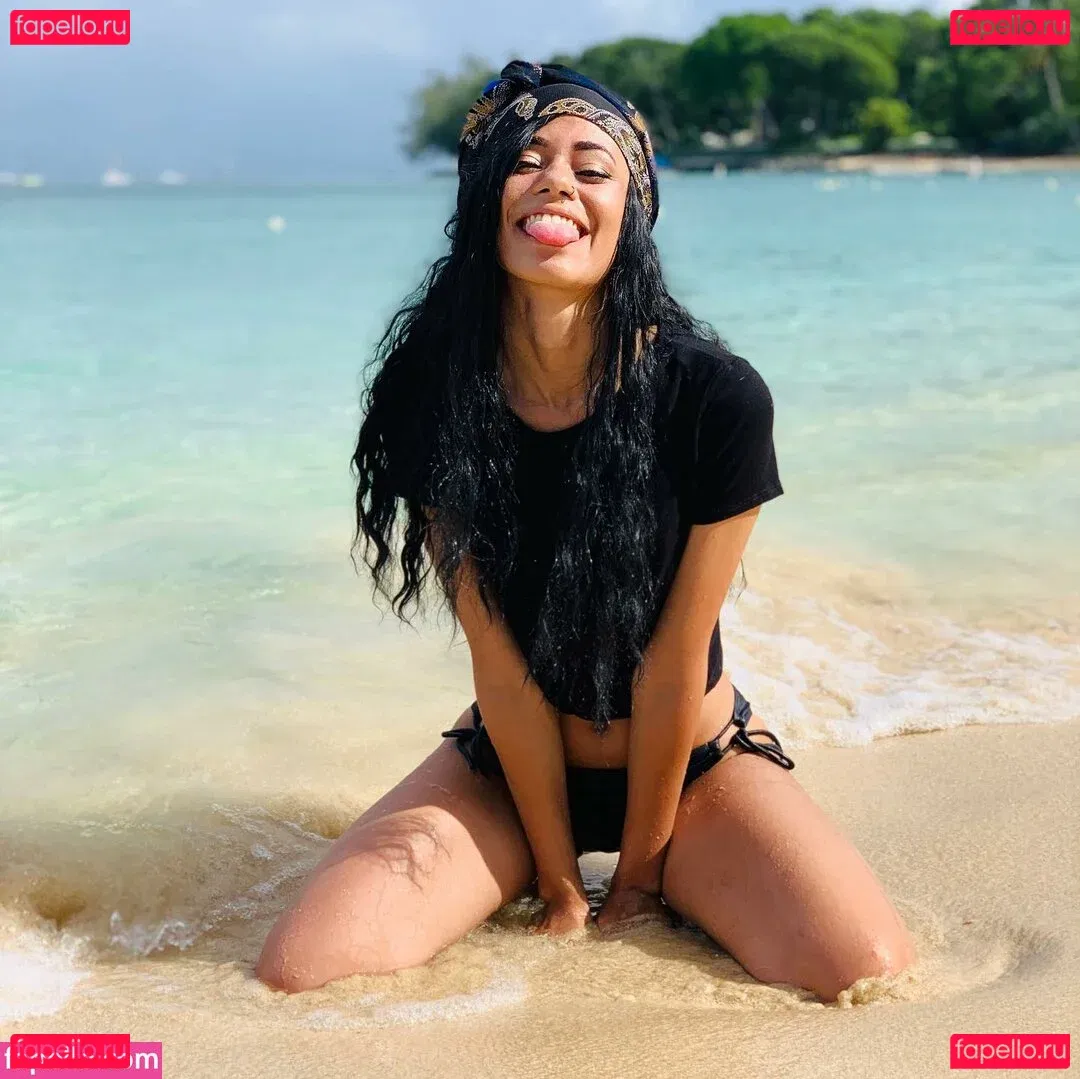 BlackKrystel Onlyfans Photo Gallery 