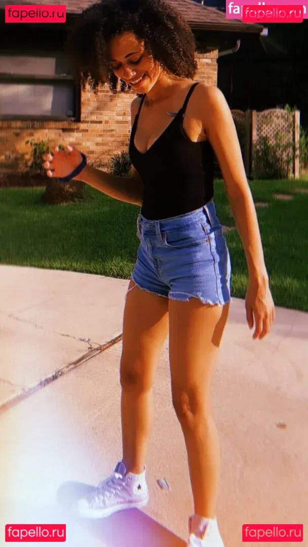 BlackKrystel Onlyfans Photo Gallery 