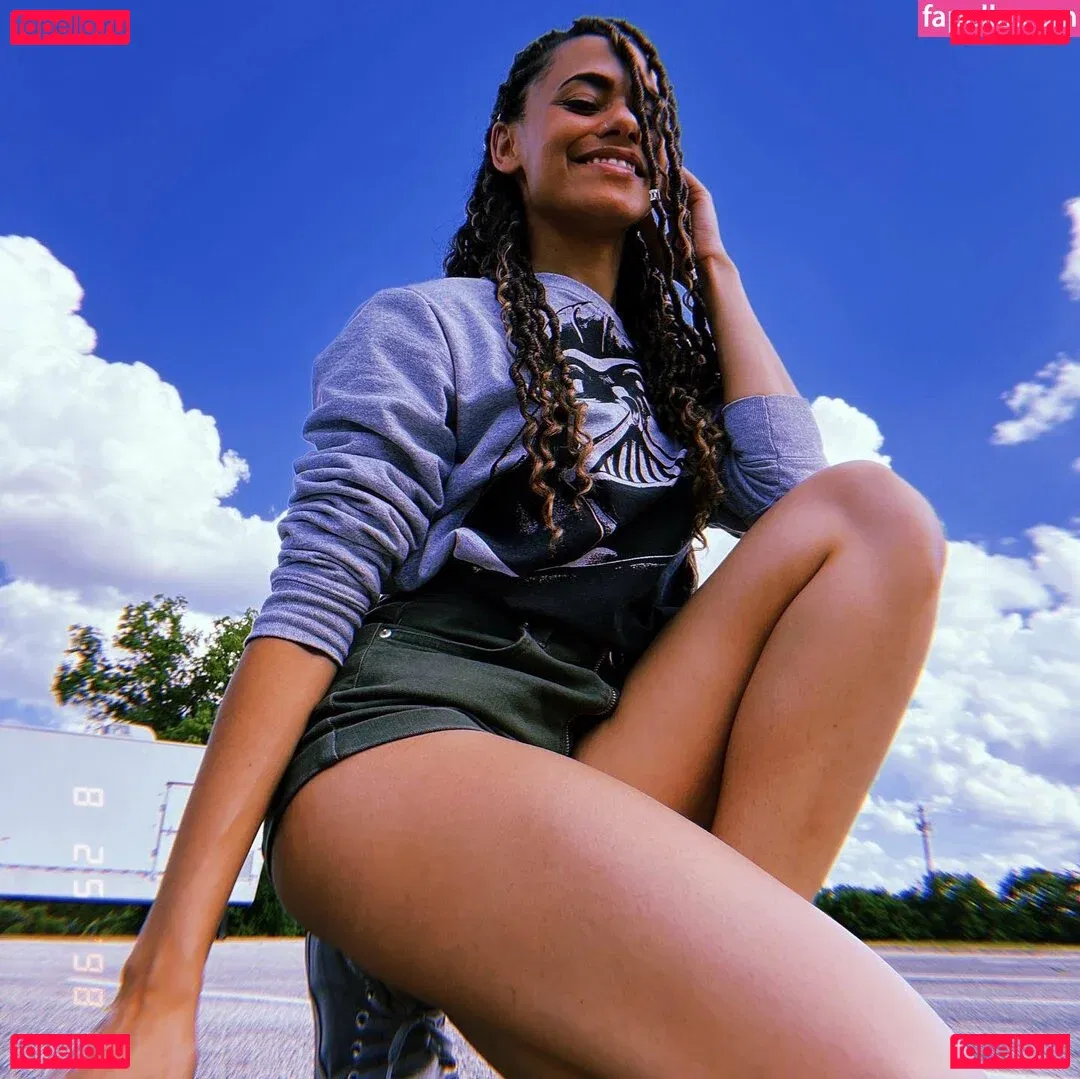 BlackKrystel Onlyfans Photo Gallery 