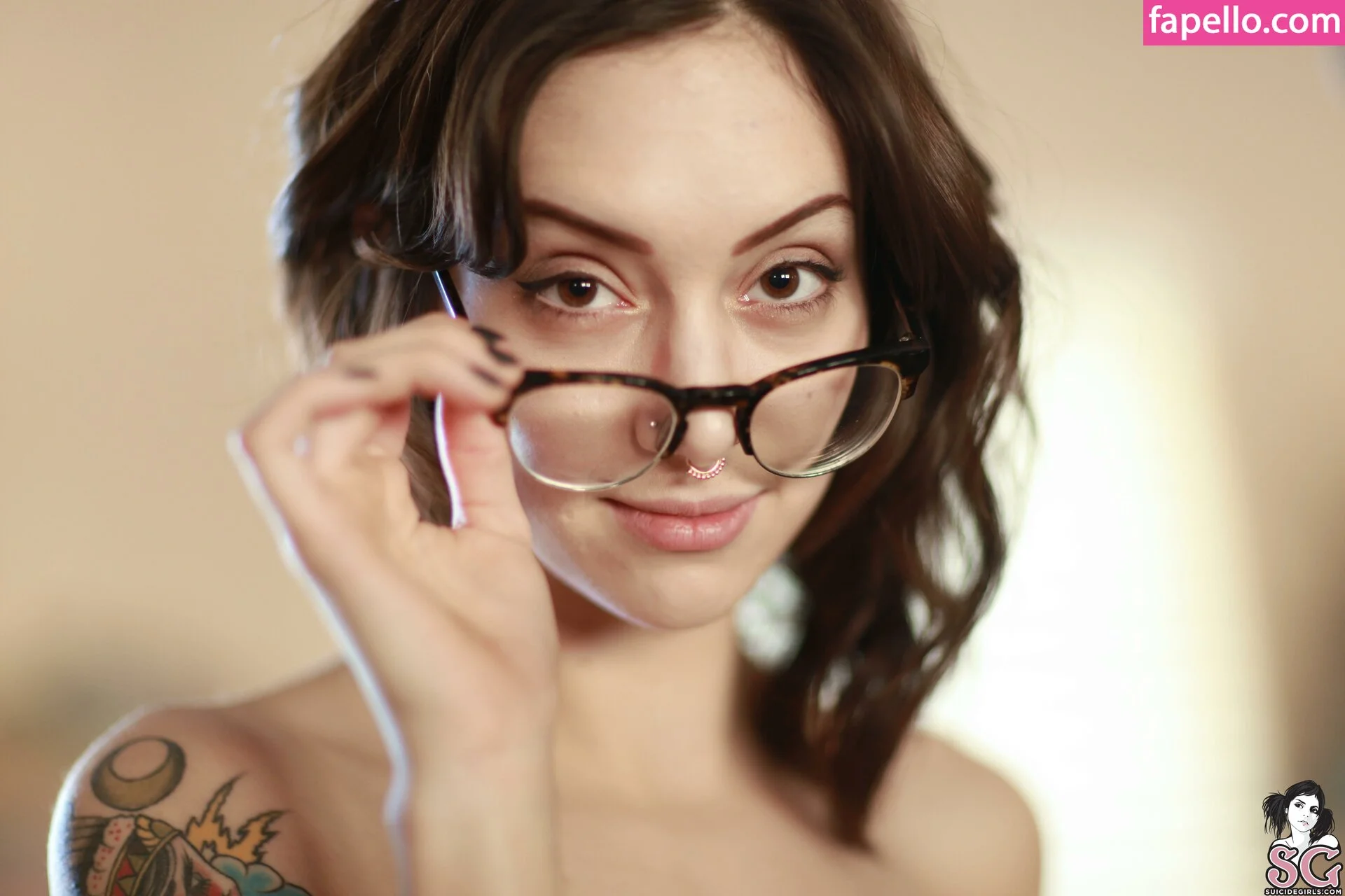 Feryn Suicide Onlyfans Photo Gallery 