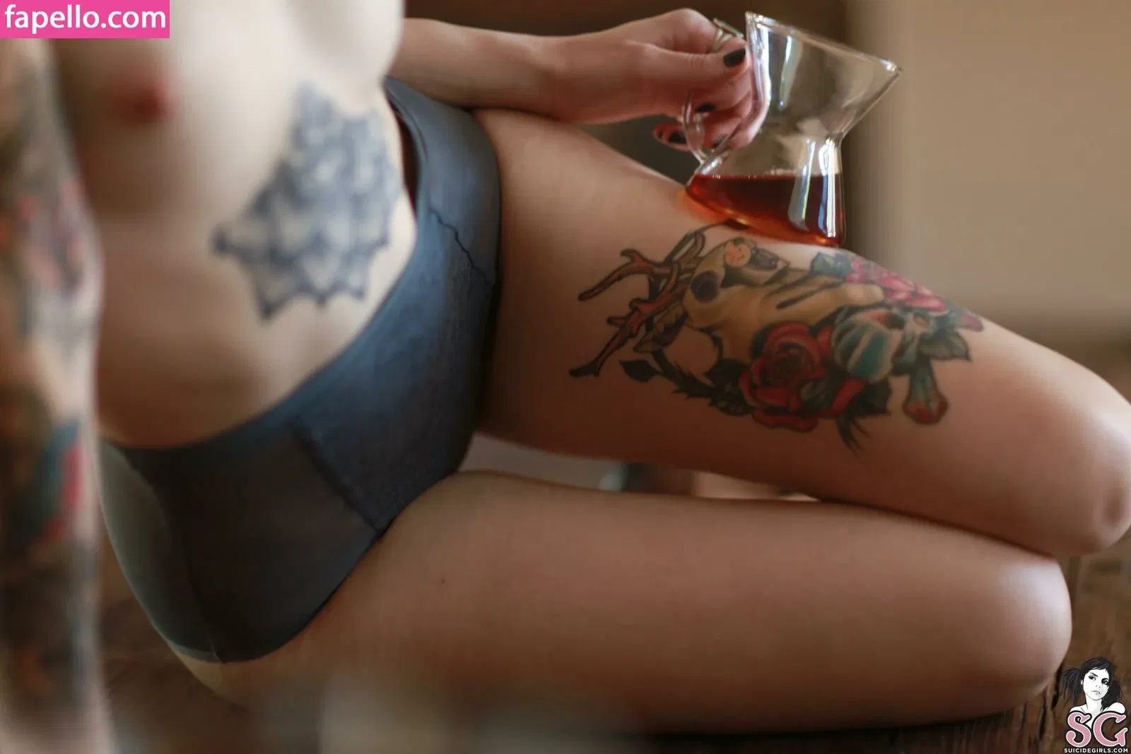 Feryn Suicide Onlyfans Photo Gallery 