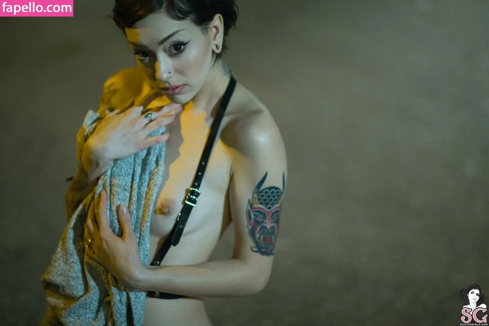 Feryn Suicide Onlyfans Photo Gallery 