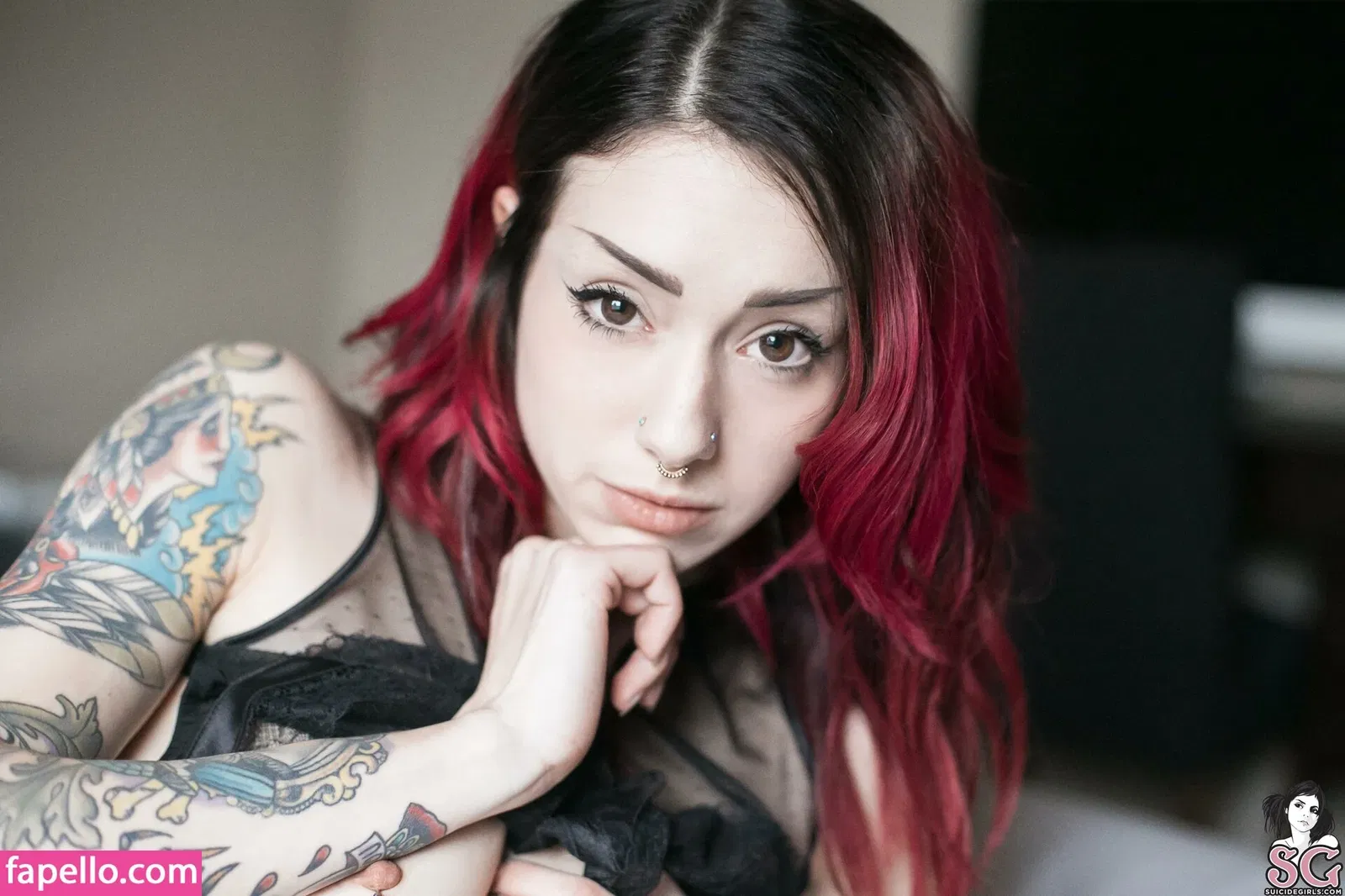 Feryn Suicide Onlyfans Photo Gallery 