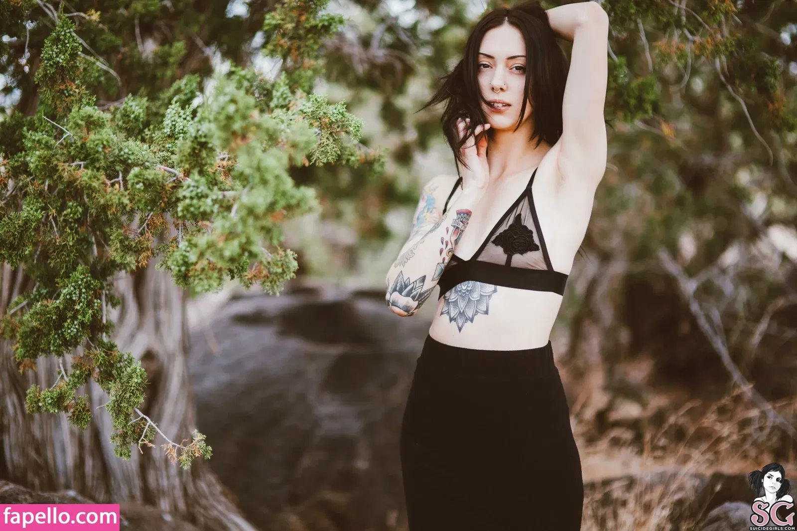 Feryn Suicide Onlyfans Photo Gallery 