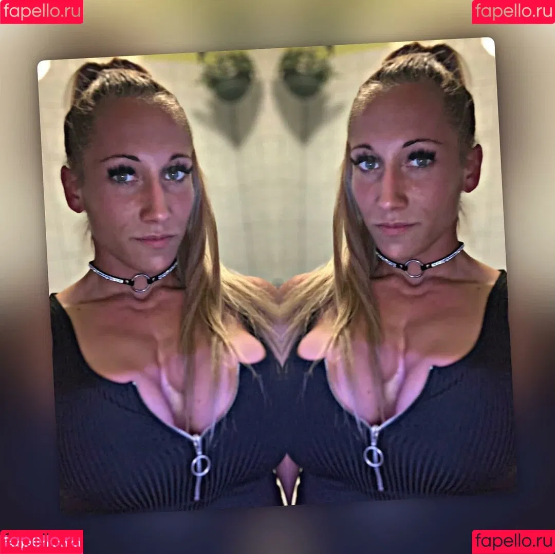 Reni Gendur Onlyfans Photo Gallery 