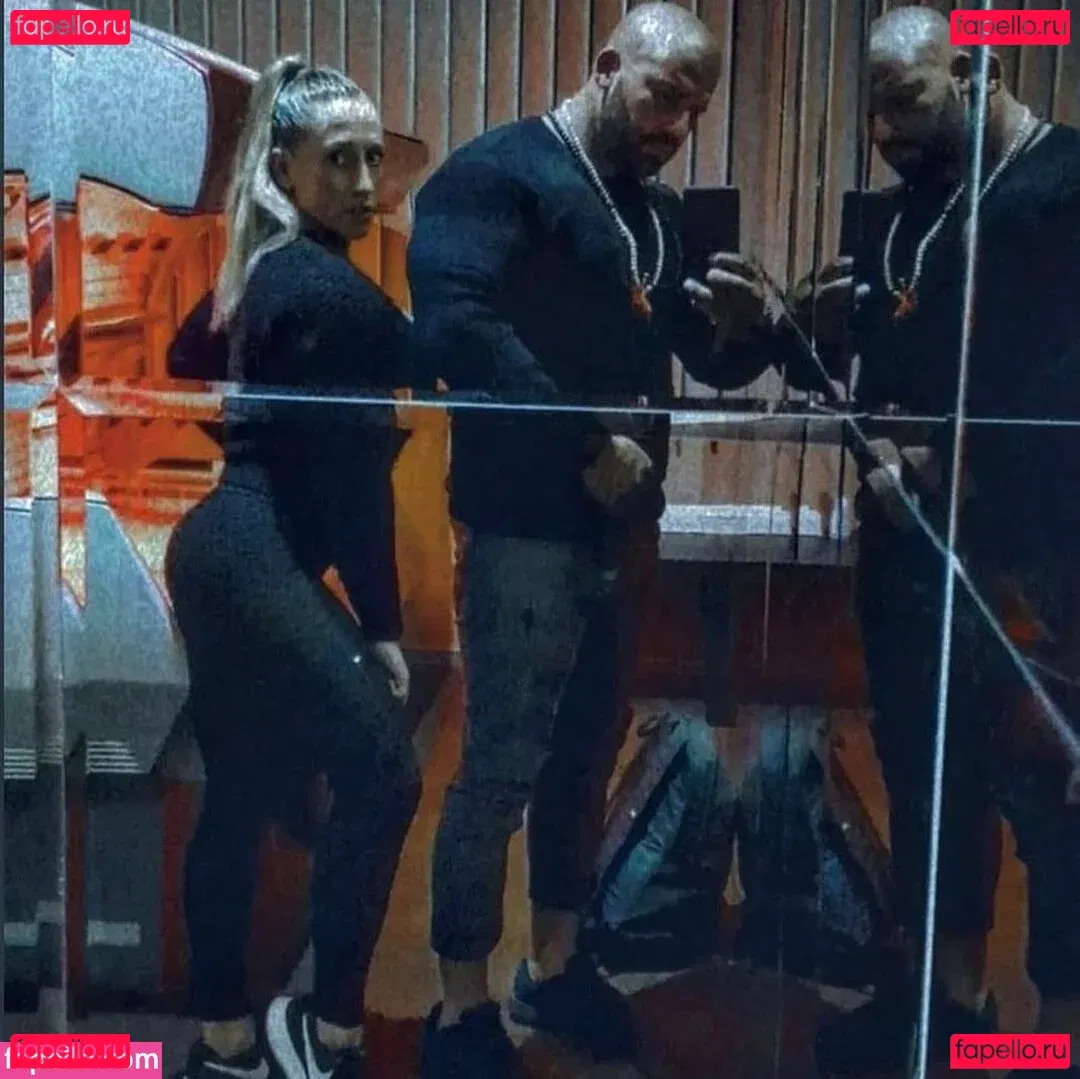 Reni Gendur Onlyfans Photo Gallery 