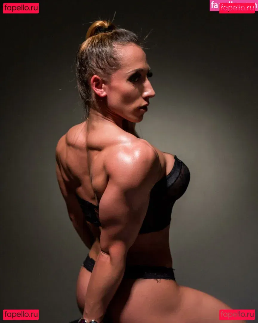 Reni Gendur Onlyfans Photo Gallery 