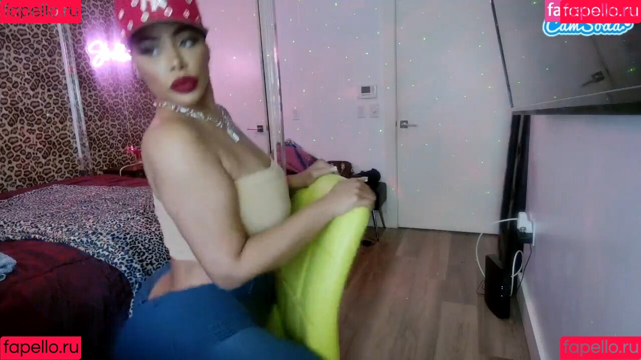 strellakat Onlyfans Photo Gallery 