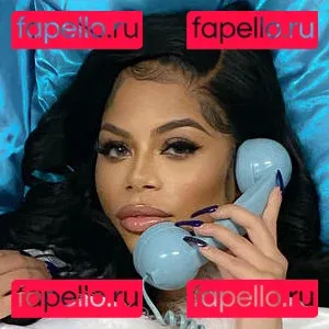 strellakat Onlyfans Photo Gallery 