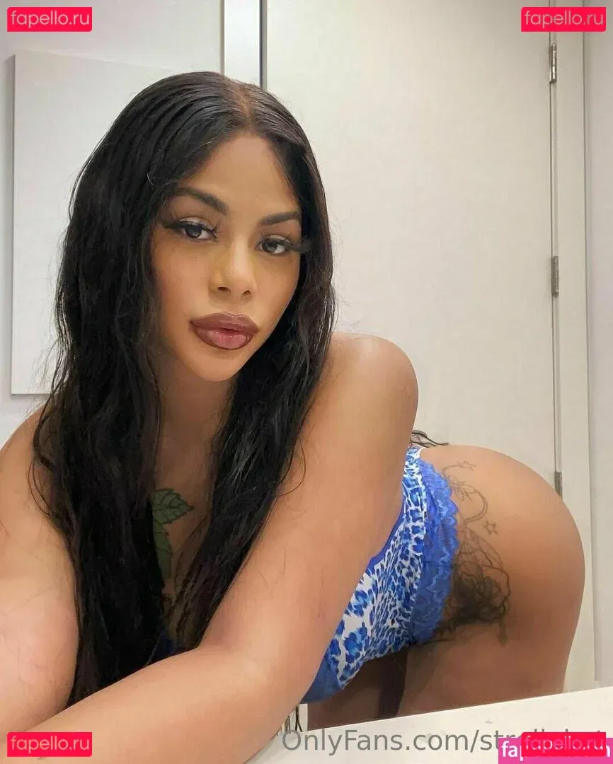 strellakat Onlyfans Photo Gallery 