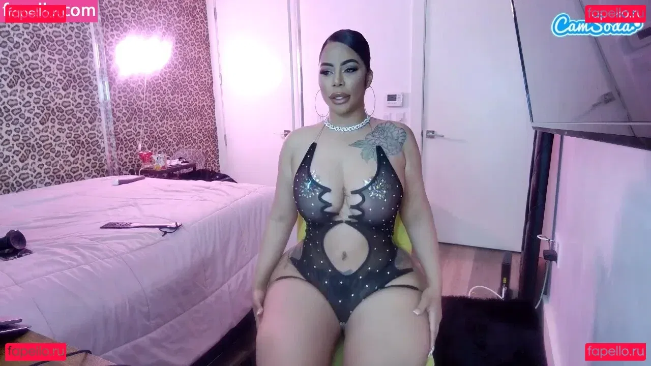 strellakat Onlyfans Photo Gallery 