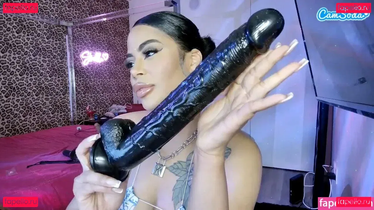 strellakat Onlyfans Photo Gallery 