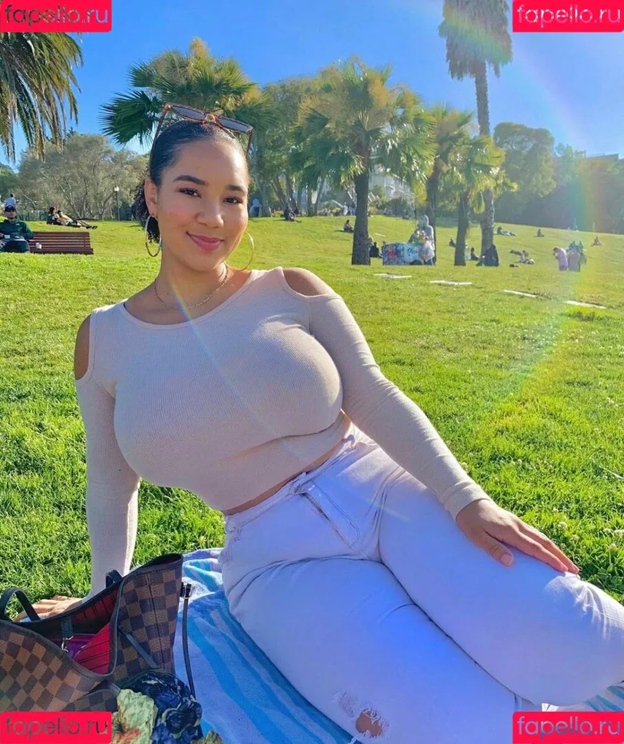 Katelyn Folasade Onlyfans Photo Gallery 