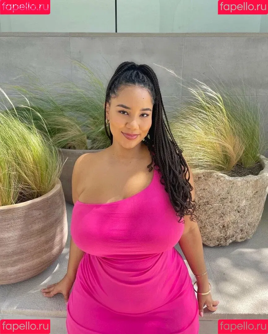 Katelyn Folasade Onlyfans Photo Gallery 