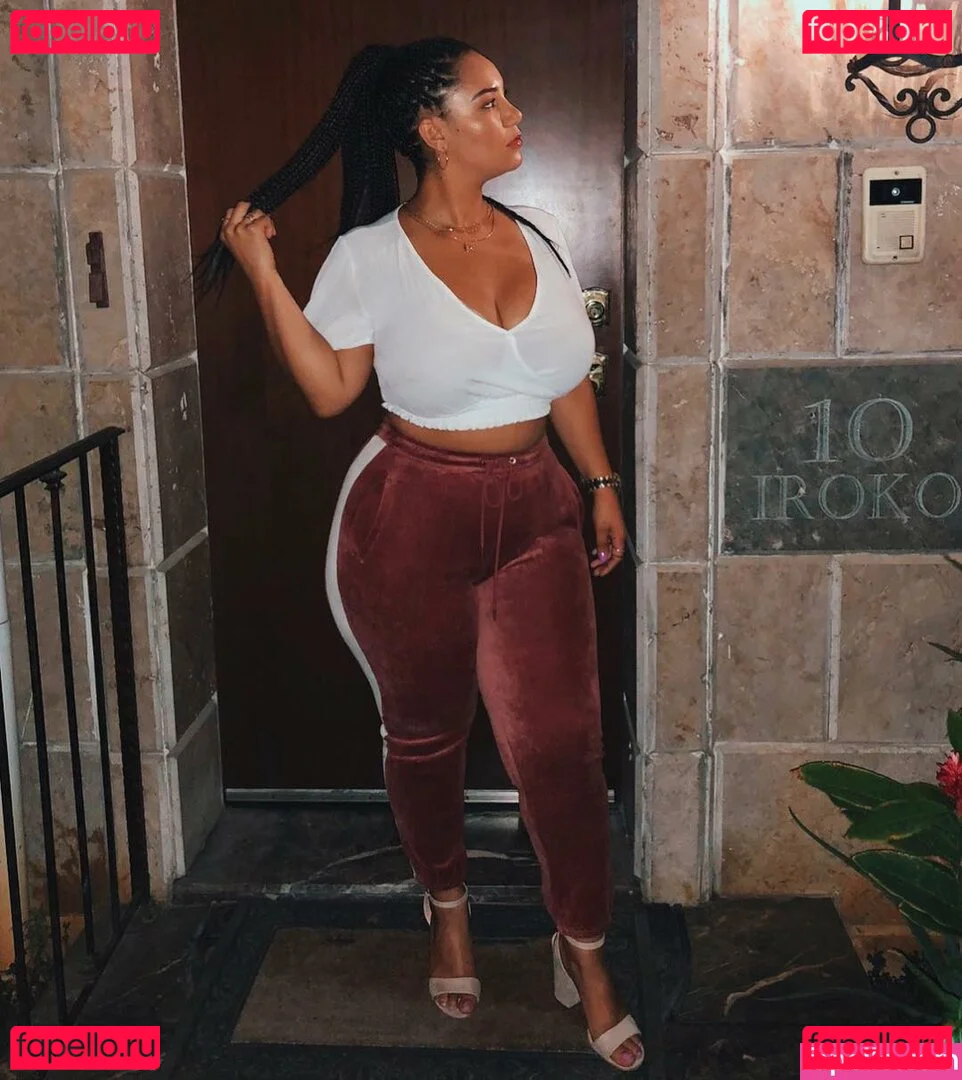 Katelyn Folasade Onlyfans Photo Gallery 