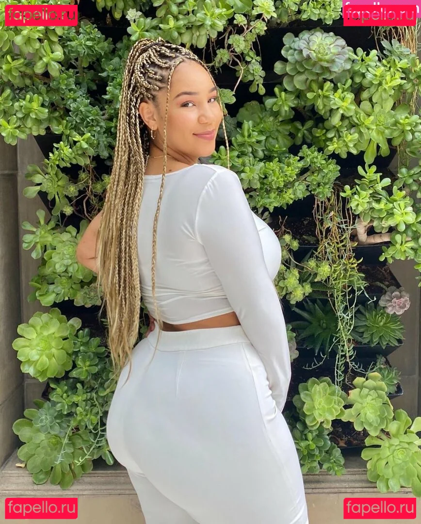 Katelyn Folasade Onlyfans Photo Gallery 