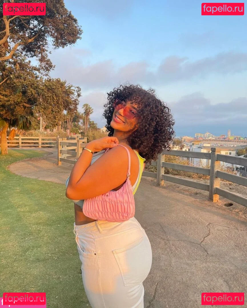 Katelyn Folasade Onlyfans Photo Gallery 