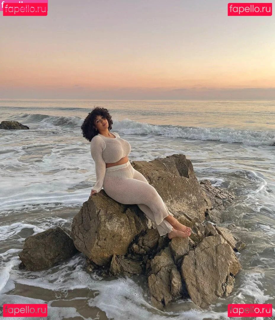 Katelyn Folasade Onlyfans Photo Gallery 
