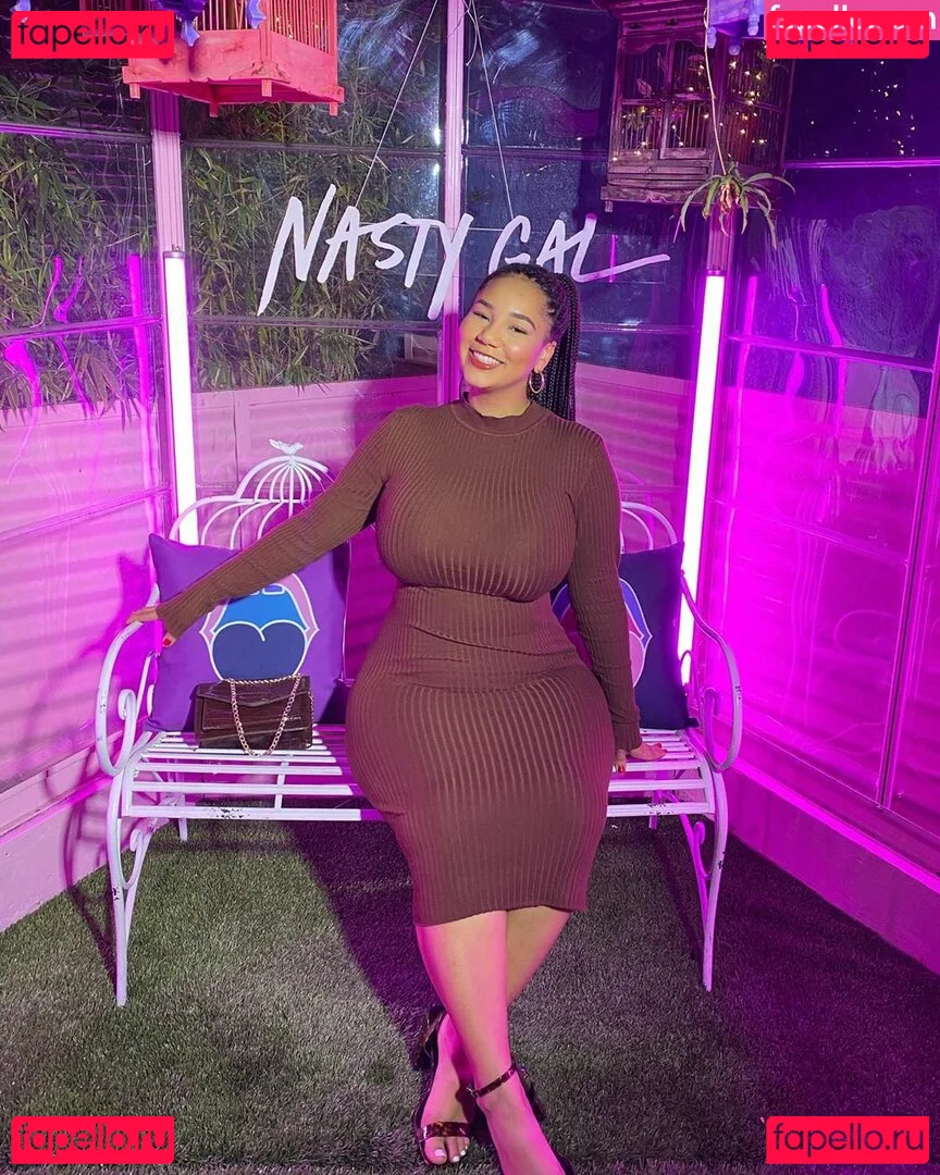 Katelyn Folasade Onlyfans Photo Gallery 