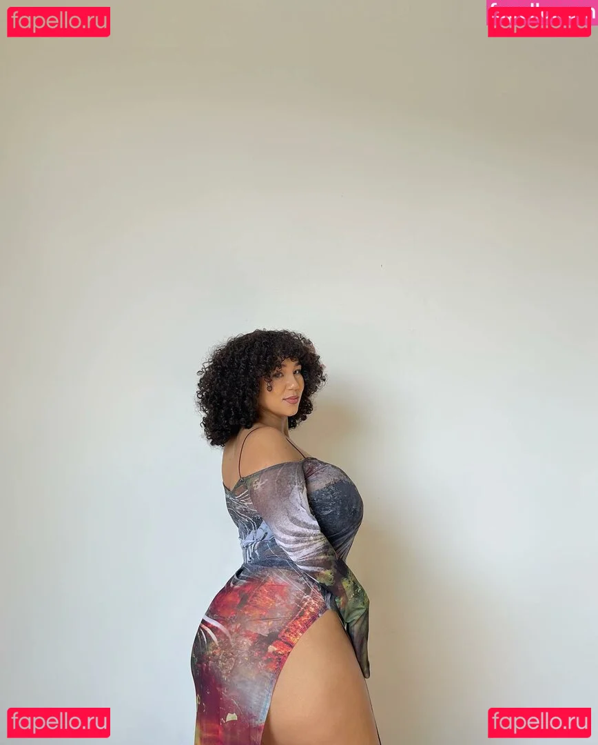 Katelyn Folasade Onlyfans Photo Gallery 