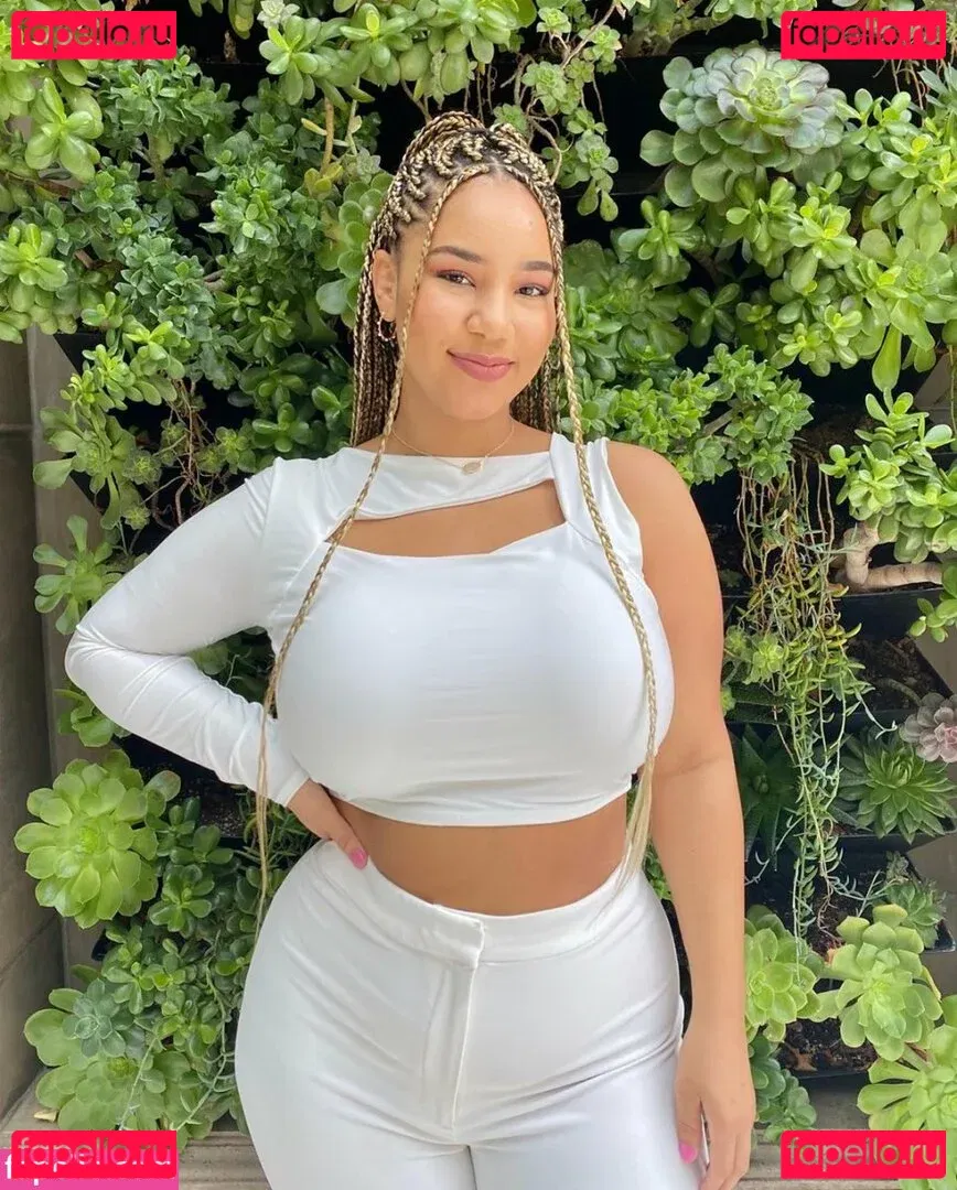 Katelyn Folasade Onlyfans Photo Gallery 