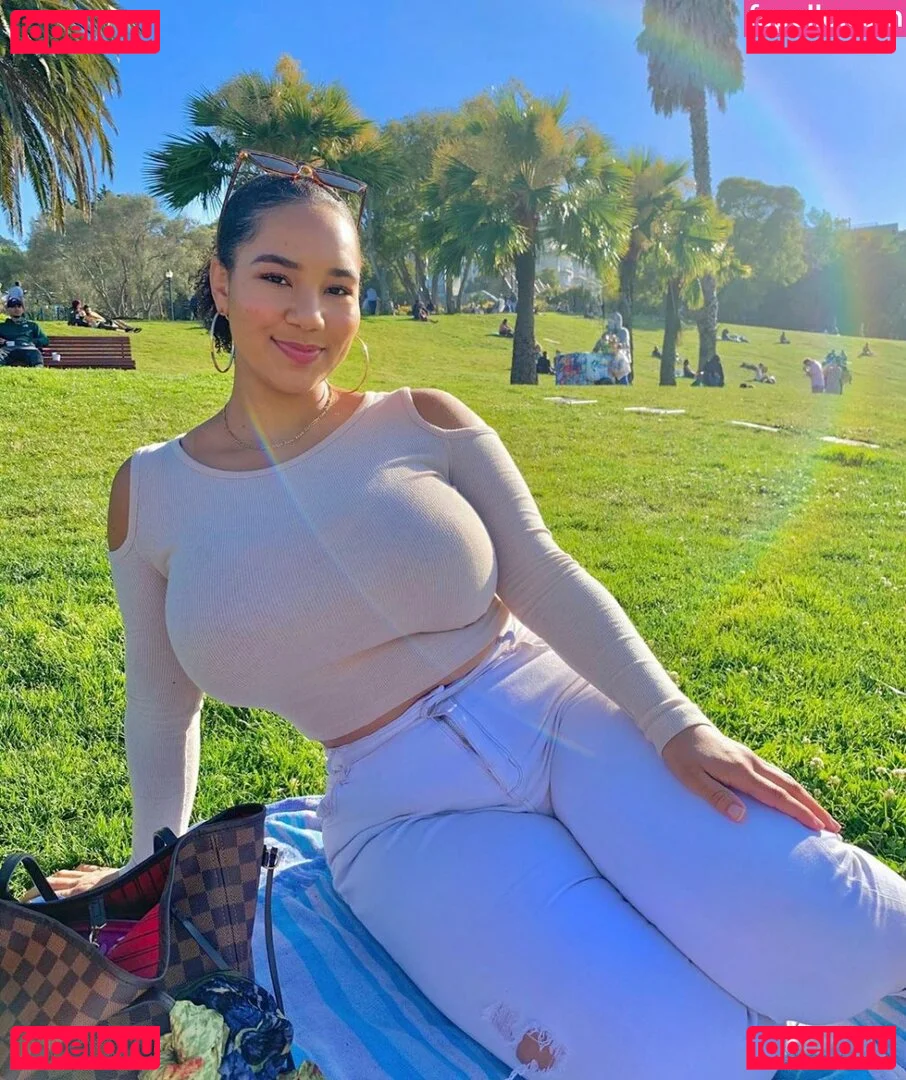 Katelyn Folasade Onlyfans Photo Gallery 