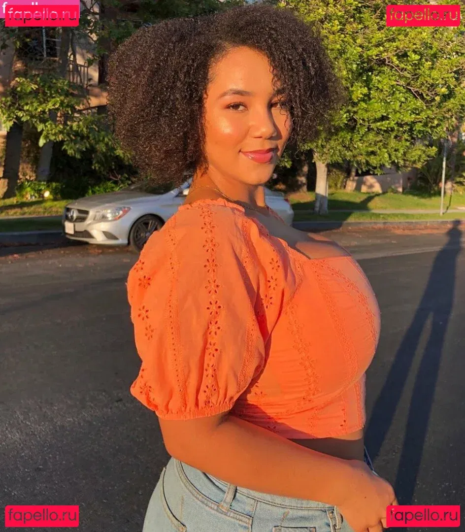Katelyn Folasade Onlyfans Photo Gallery 