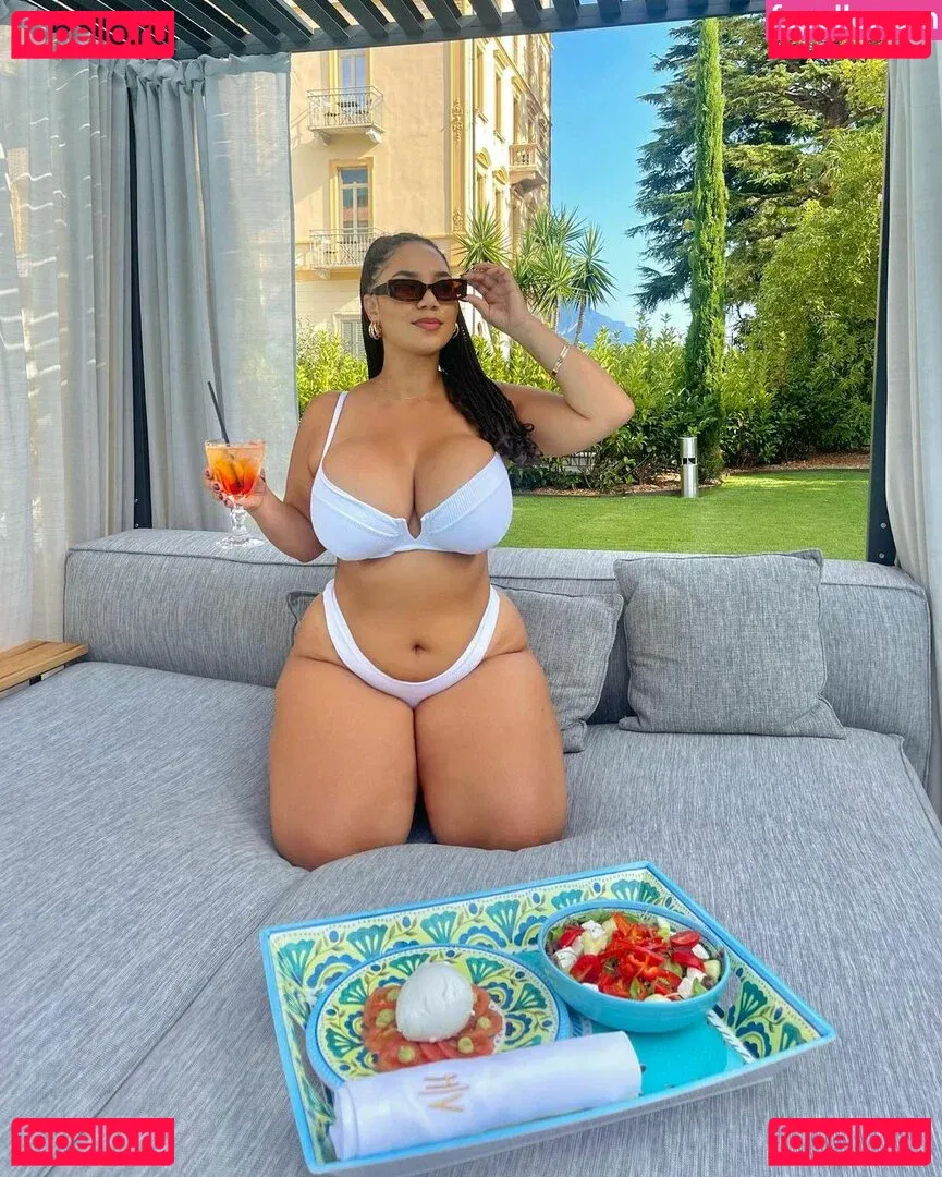 Katelyn Folasade Onlyfans Photo Gallery 