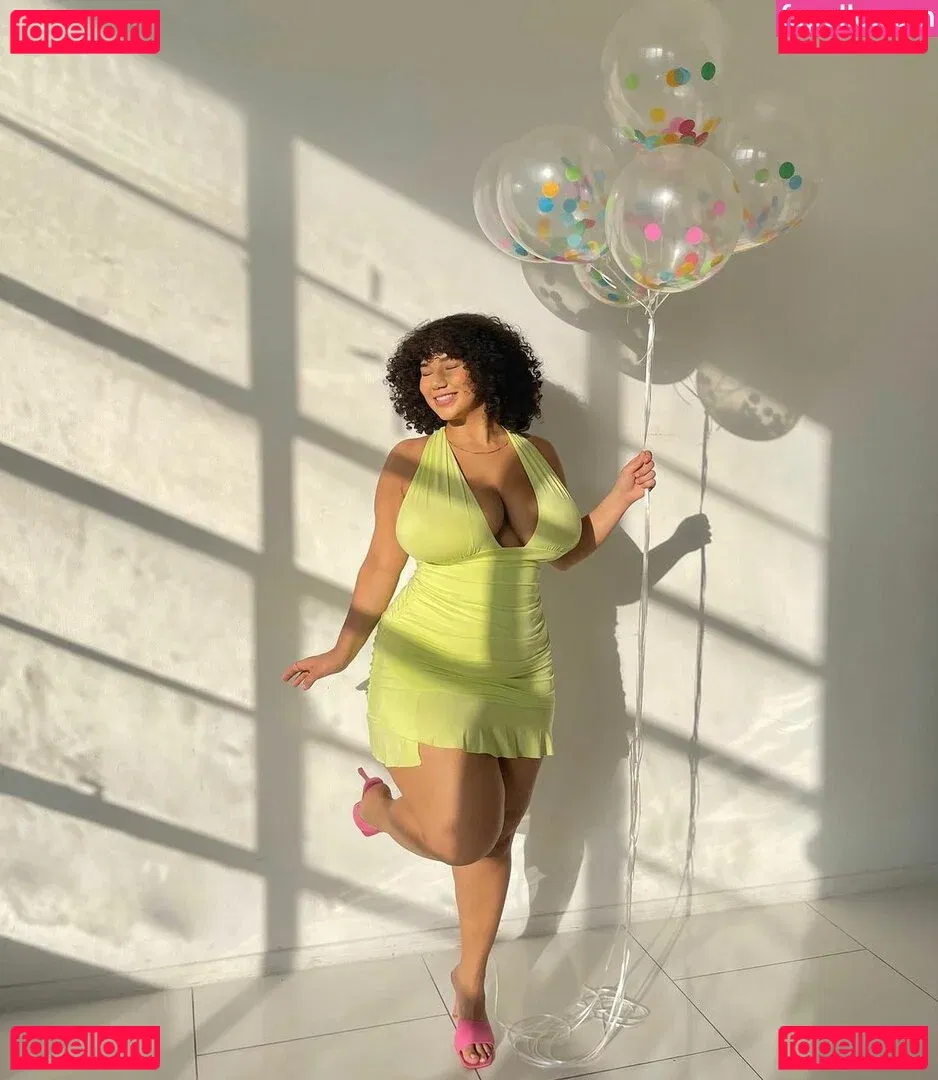 Katelyn Folasade Onlyfans Photo Gallery 