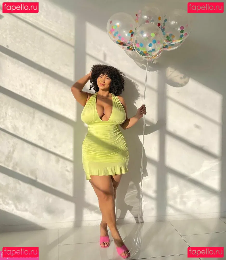 Katelyn Folasade Onlyfans Photo Gallery 