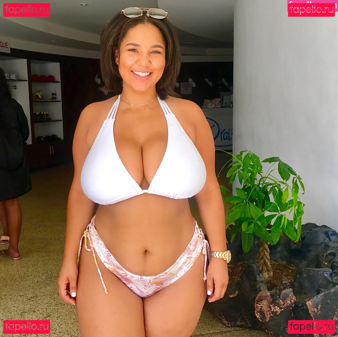 Katelyn Folasade Onlyfans Photo Gallery 