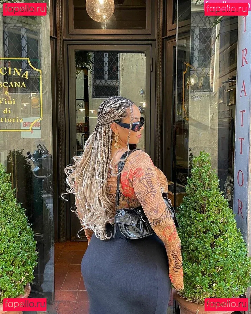 Katelyn Folasade Onlyfans Photo Gallery 