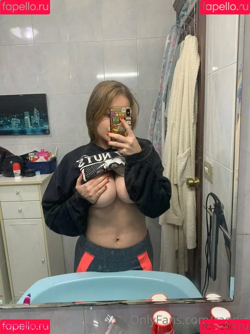 raddie Onlyfans Photo Gallery 
