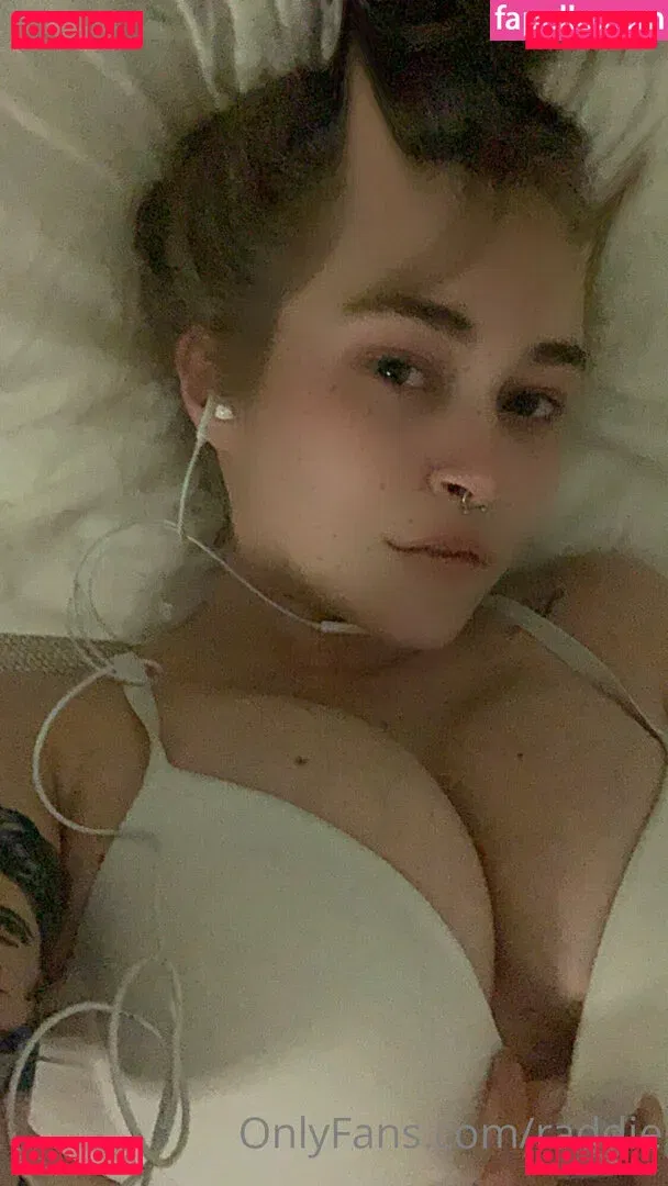 raddie Onlyfans Photo Gallery 