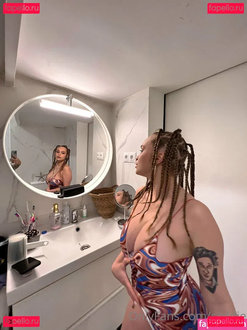 raddie Onlyfans Photo Gallery 