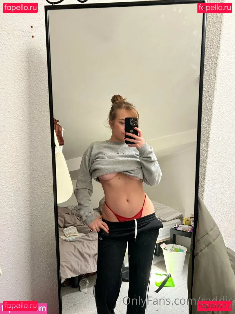 raddie Onlyfans Photo Gallery 