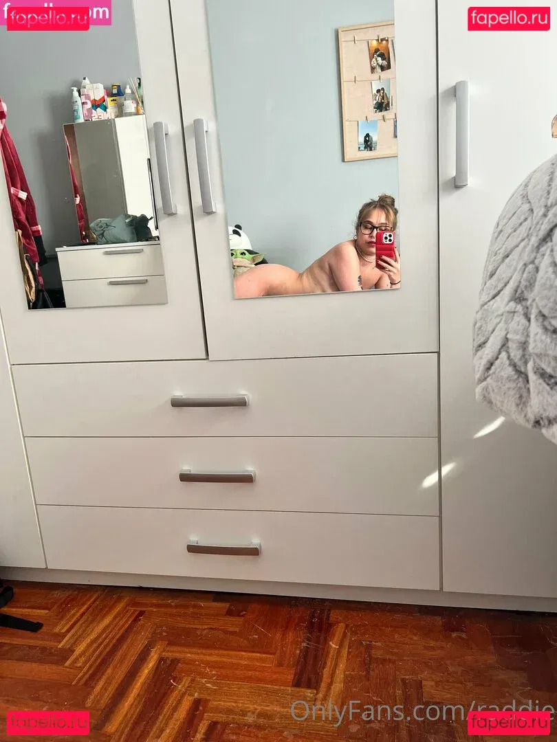 raddie Onlyfans Photo Gallery 