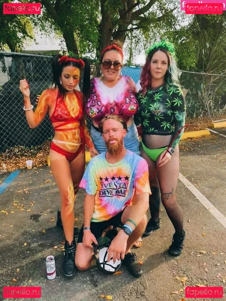 Gabb Ferraro Onlyfans Photo Gallery 