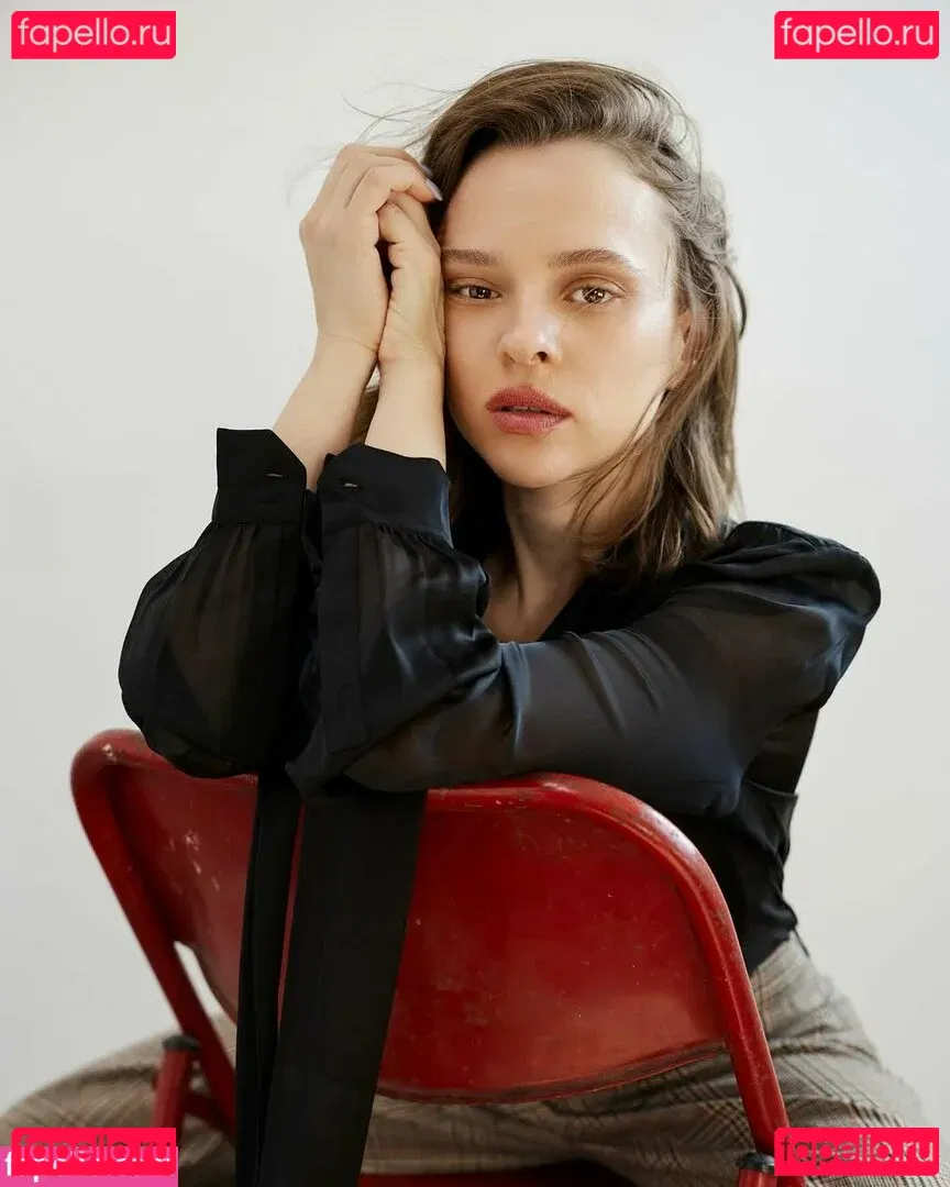 Shira Haas Onlyfans Photo Gallery 