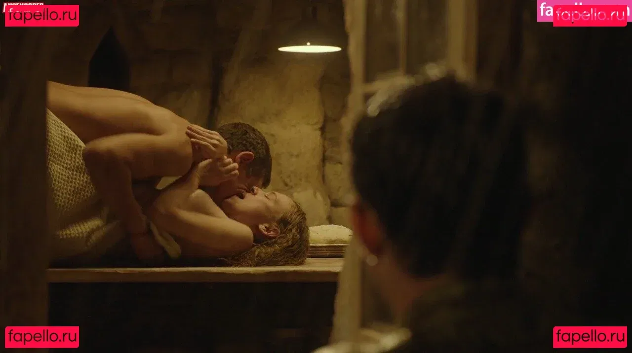 Shira Haas Onlyfans Photo Gallery 